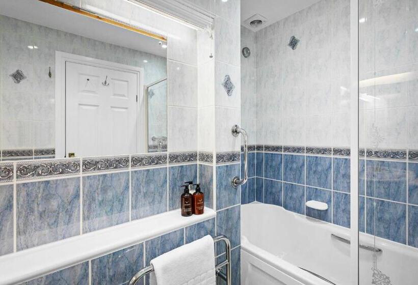 豪华房间, The Berburry