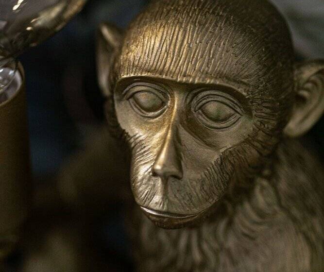 标准间, The Berburry