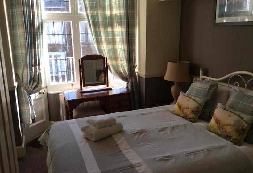 带阳台的标准单人间, The Gables