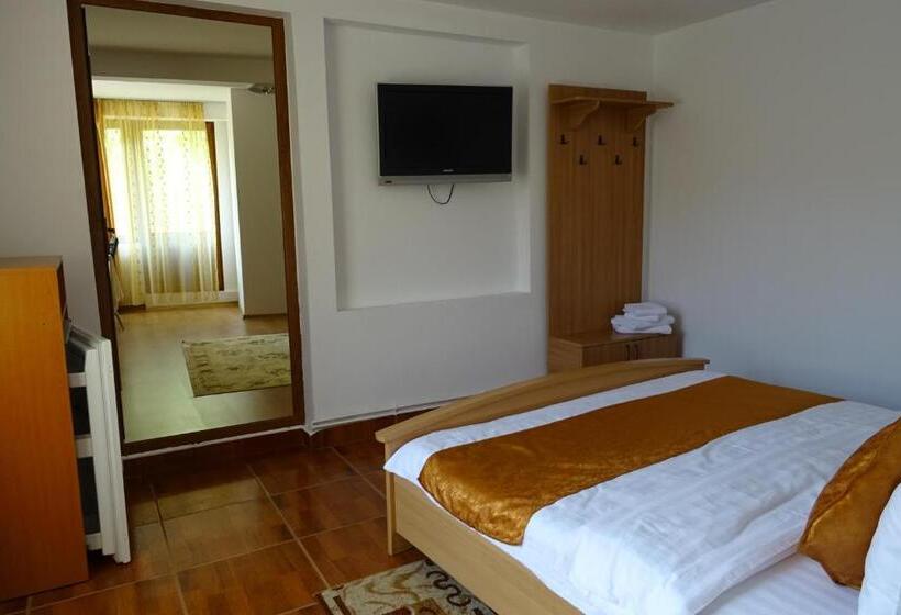 スイート(家族用), Pension Cuibul Viselor