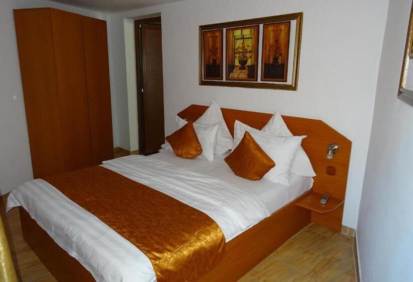 3ベッドルームアパートメント, Pension Cuibul Viselor