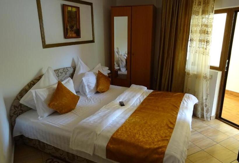 3ベッドルームアパートメント, Pension Cuibul Viselor