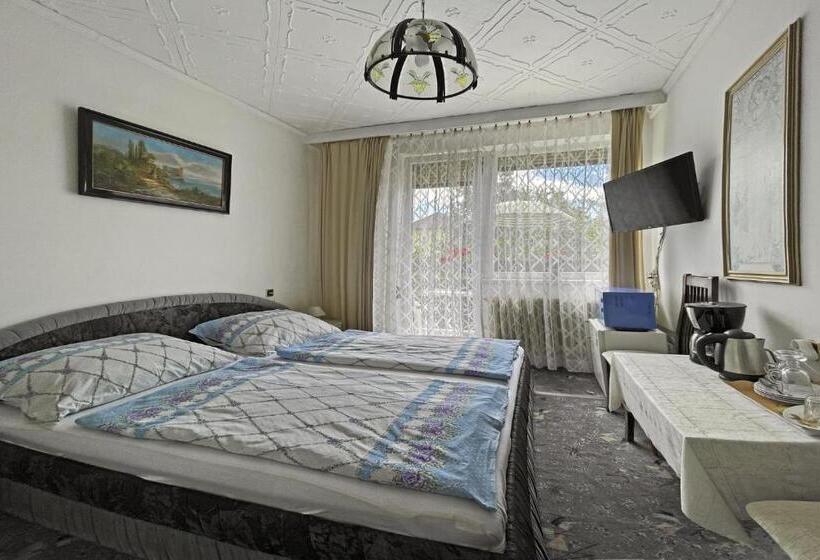 2 Bedroom Suite with Balcony, Pension Villa Hany