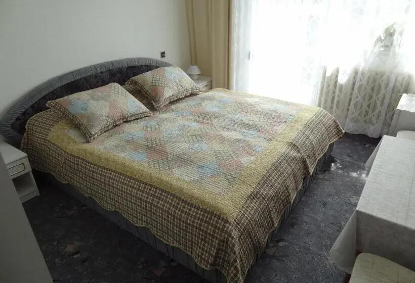 2 Bedroom Suite with Balcony, Pension Villa Hany