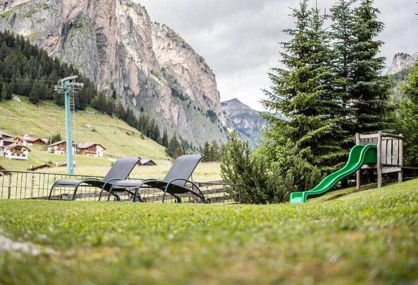 Апартаменты 2 Спальни, Residence Cesa Rives