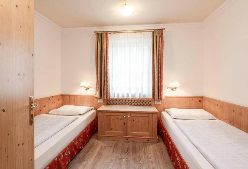 Апартаменты 2 Спальни с Балконом, Residence Cesa Rives