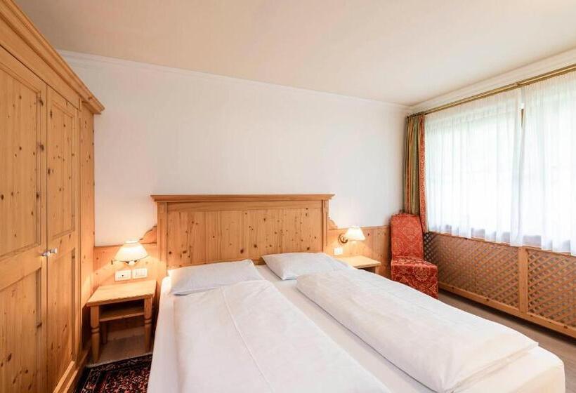 Апартаменты 2 Спальни с Балконом, Residence Cesa Rives