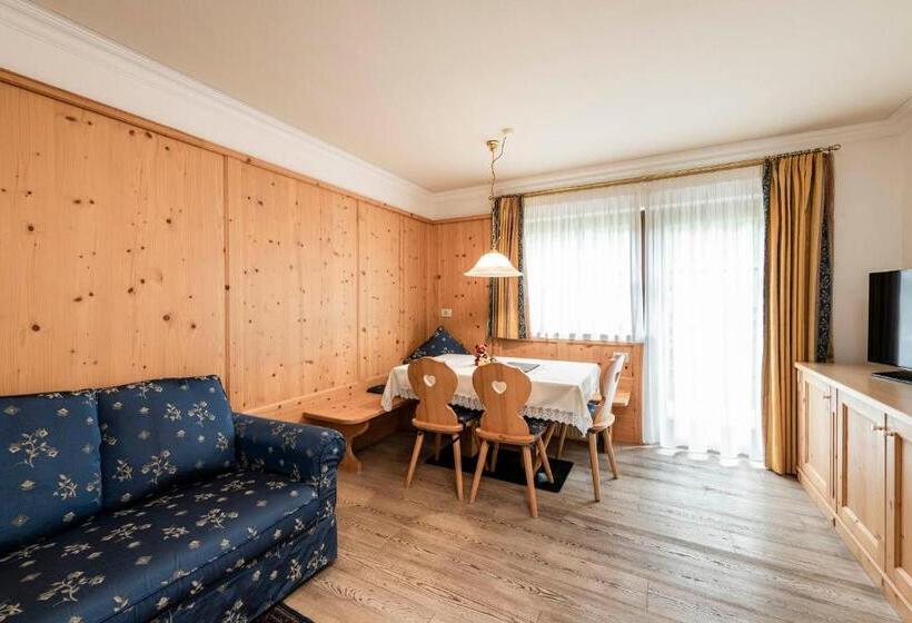 Апартаменты 2 Спальни с Террасой, Residence Cesa Rives