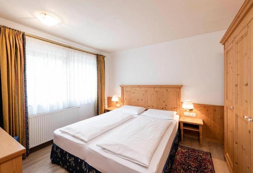 Апартаменты 2 Спальни с Террасой, Residence Cesa Rives