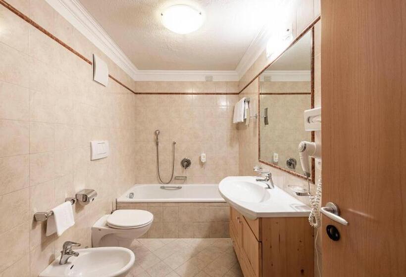 Апартаменты 2 Спальни с Террасой, Residence Cesa Rives