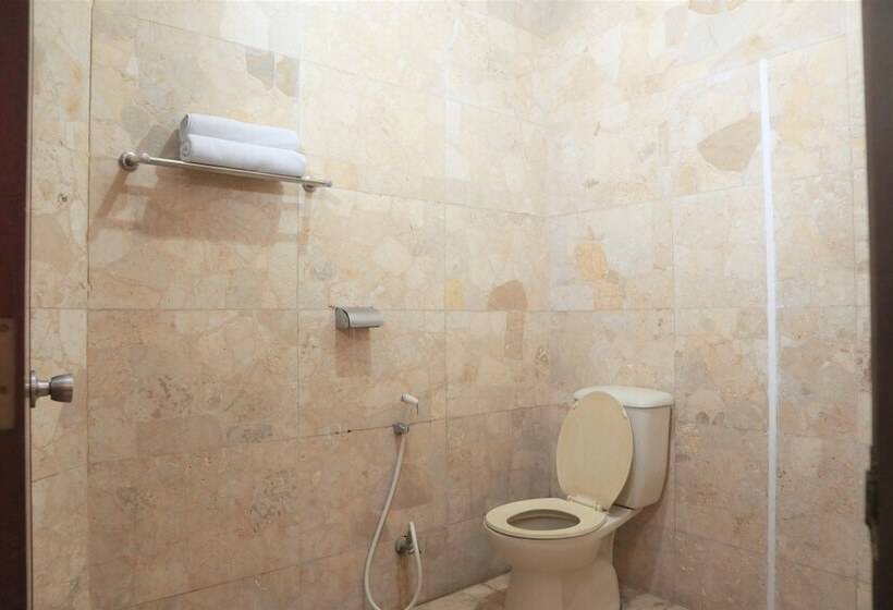 Quarto standard, Istana Permata Juanda