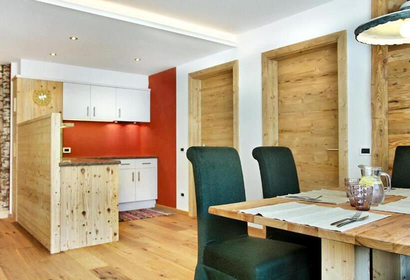 דירת חדר סופריור, La Bercia Alpine Lodge & Spa