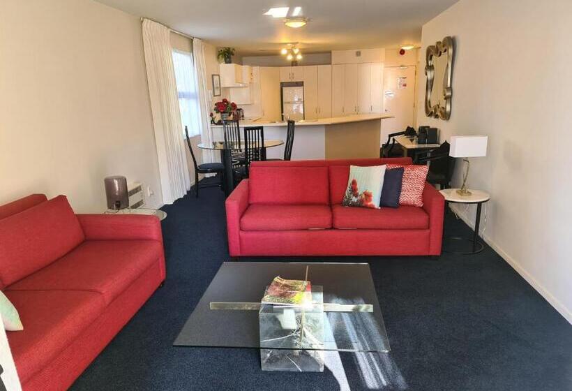 جناح مطلّ علي البحر, Oceanside Resort & Twin Towers