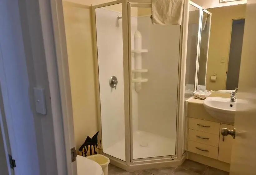 キングサイズベッドのスイートルーム, Oceanside Resort & Twin Towers