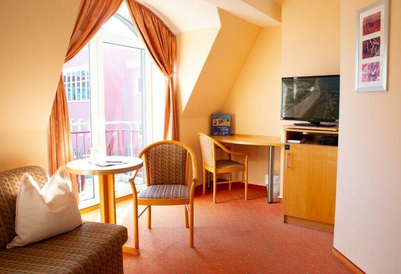 اتاق استاندارد با بالکن, Pension Erdmann   Hotel Garni