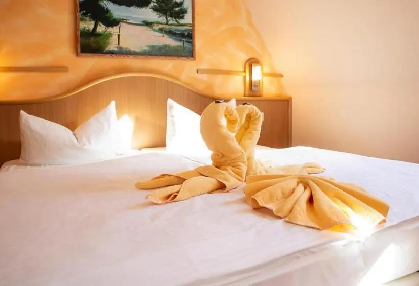 اتاق استاندارد یک تخته با بالکن, Pension Erdmann   Hotel Garni