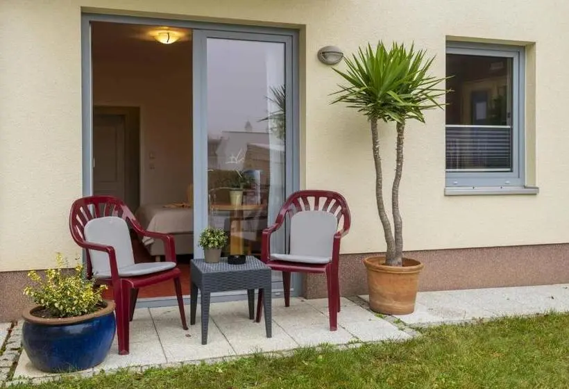 اتاق استاندارد با تراس, Pension Erdmann   Hotel Garni