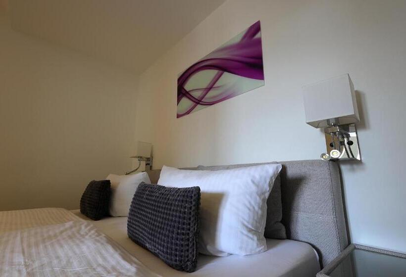 سوییت خانوادگی, Pension Erdmann   Hotel Garni