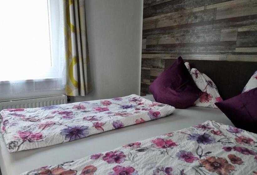 חדר סטנדרט עם מרפסת, Pension Waldesruh