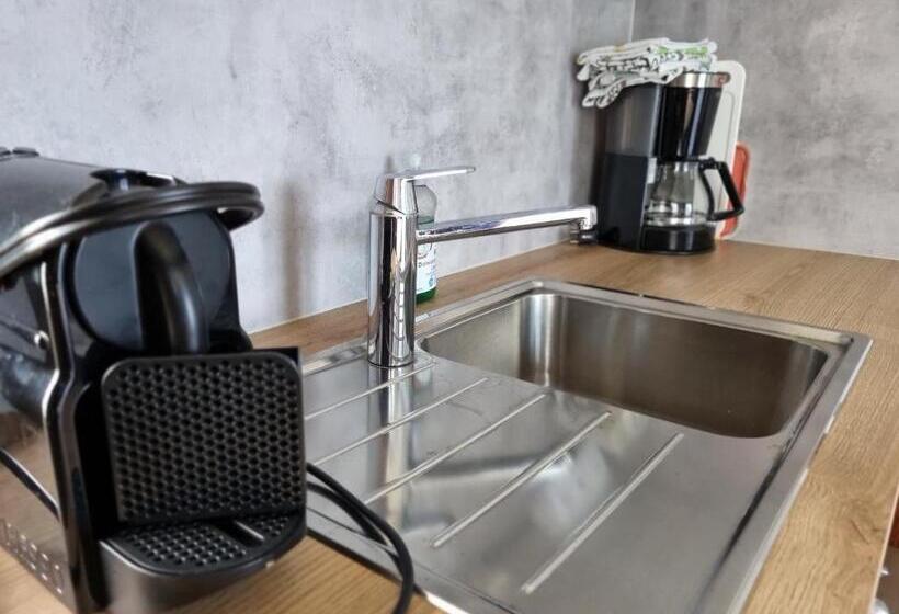 דירת חדר, Pension Waldesruh