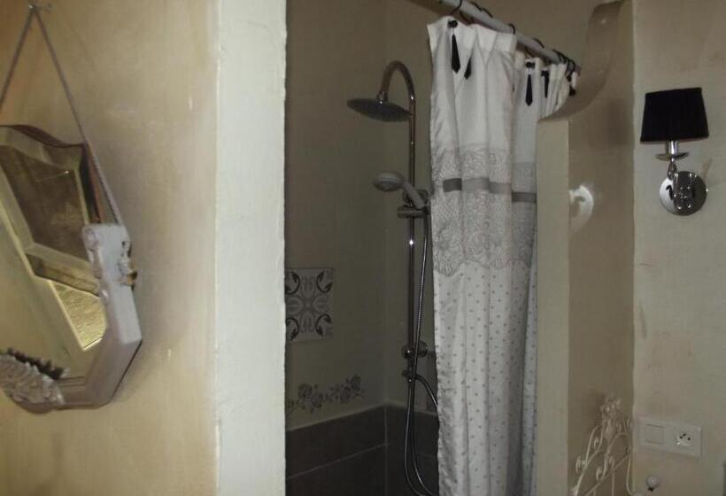 Номер Basic, Le Moulin De Sonnailles