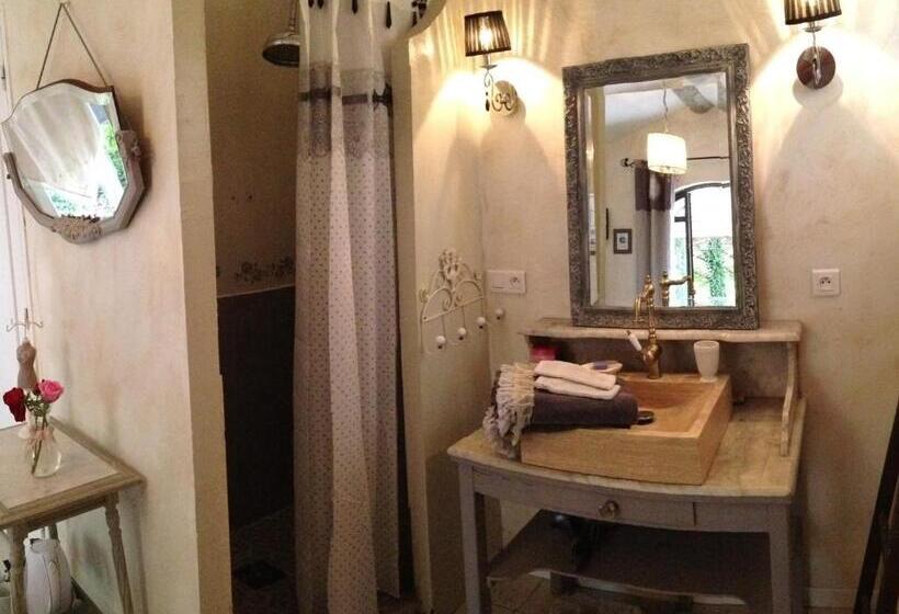 Номер Basic, Le Moulin De Sonnailles