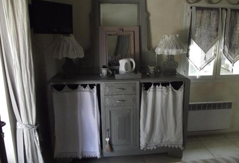 Номер Basic, Le Moulin De Sonnailles