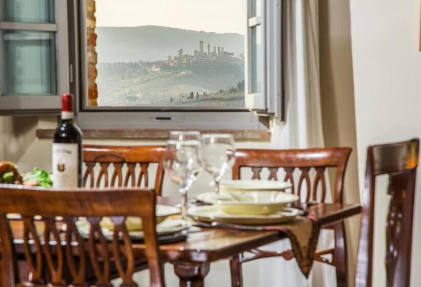 带1个卧室的豪华公寓, Castello Di Fulignano Sinadra Superior Apartment