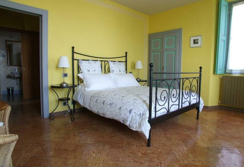 اتاق سوپریور, Locanda Chi Ghinn