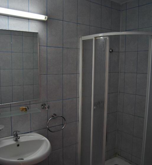 标准间, Cabana Popasul Haiducilor