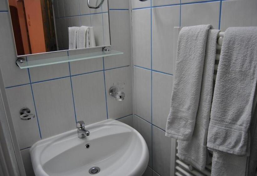 Номер Стандарт, Cabana Popasul Haiducilor