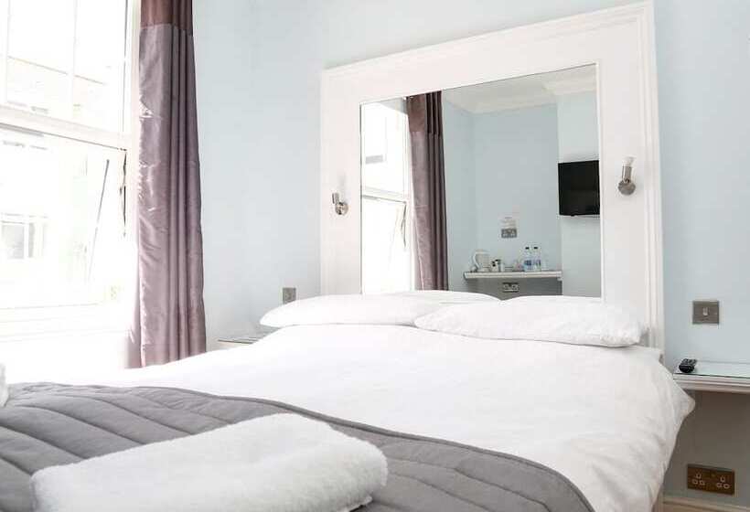 غرفة قياسية, Churchill Guest House