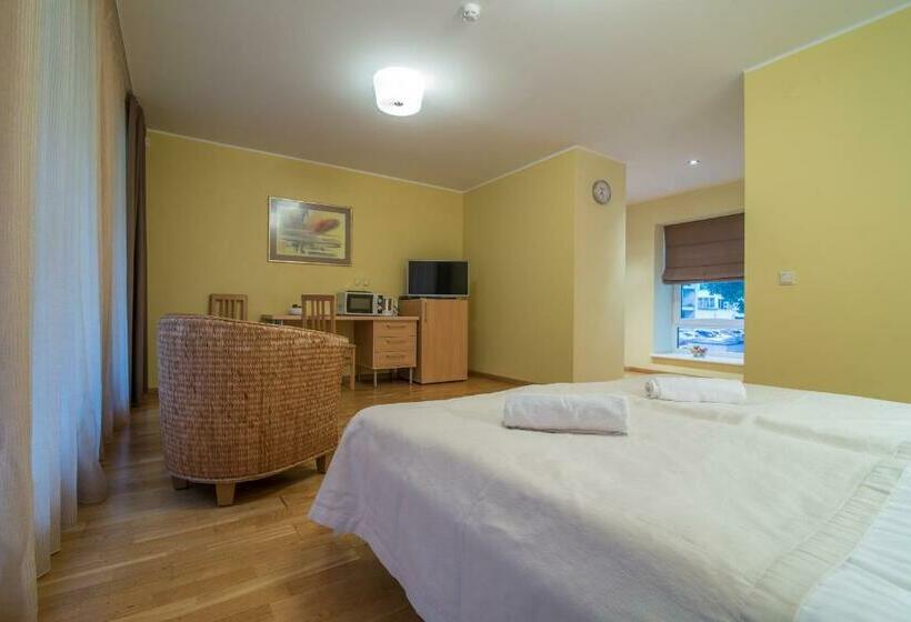 اتاق سوپریور, Guest House Milda