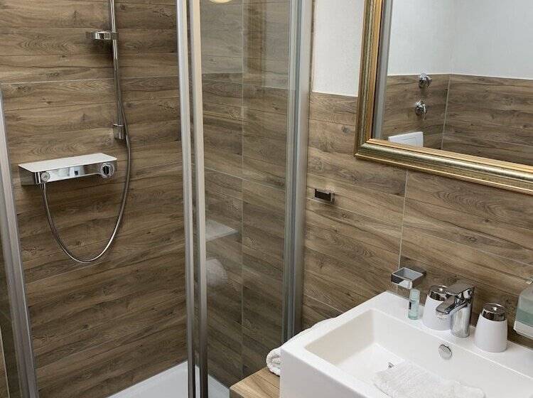 غرفة كومفورت, Landgasthof Zum Alten Reichenbach