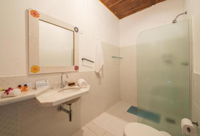 스탠다드 트리플 룸, Pousada Do Parque