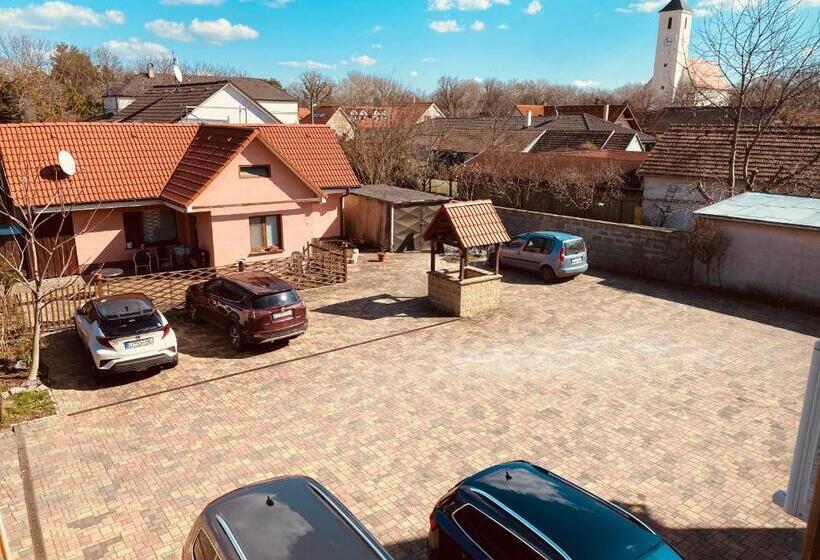 Standard Egyágyas Szoba, Rusovsky Penzion