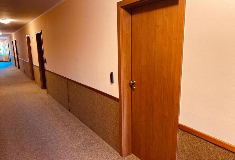 Lakosztály, Rusovsky Penzion