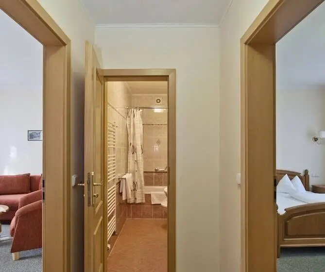 デラックススイート, Villa Rosa