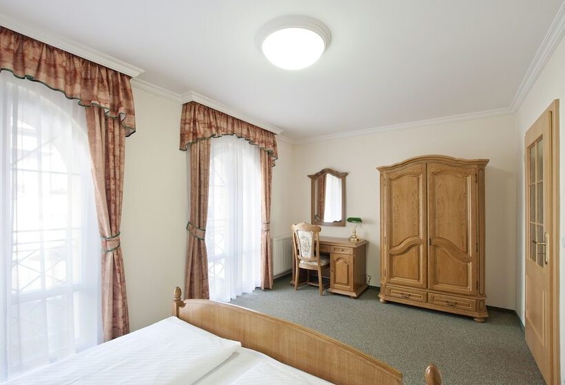 جناح ديلوكس, Villa Rosa