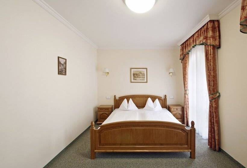 סוויטה דלוקס, Villa Rosa