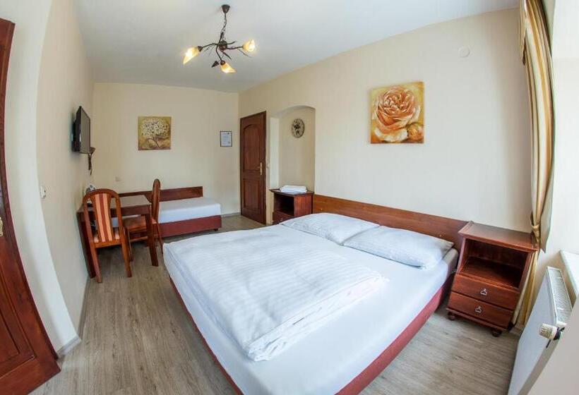 Номер Стандарт Трехместный, Pension Centrum