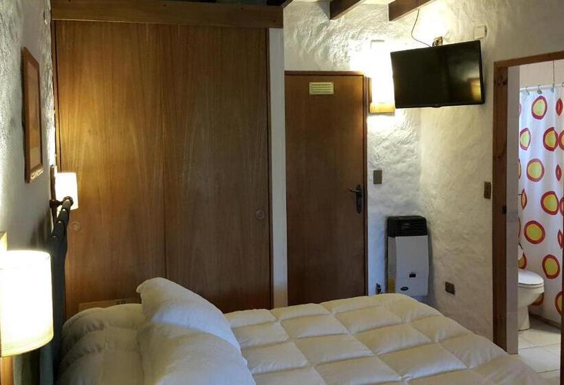 شقة غرفة واحدة, Stellamar Apart