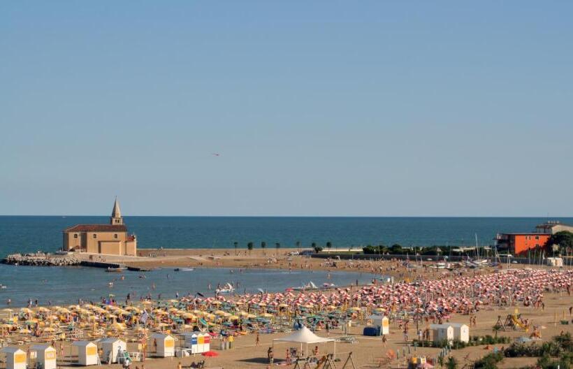 شقة غرفتين, Apartments Villaggio Dei Fiori Extra Luxury 4 Stars   Great Family Resort   Petz Friendly   With Hyp