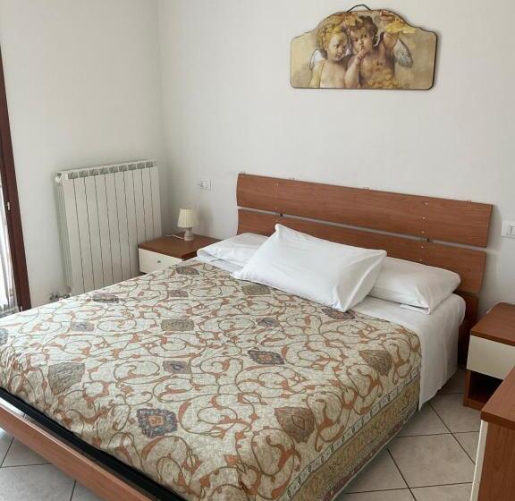 جناح مطلّ علي حمام السباحة, Apartments Villaggio Dei Fiori Extra Luxury 4 Stars   Great Family Resort   Petz Friendly   With Hyp