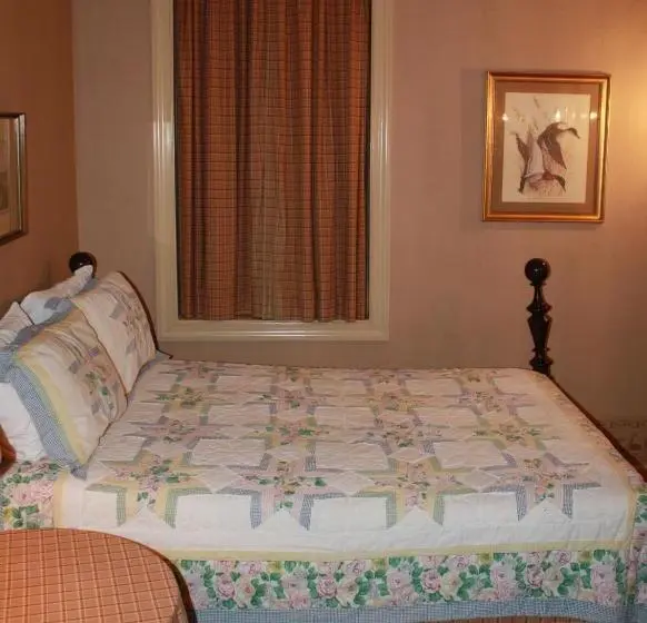 スタンダードルーム, Leesburg Colonial Inn