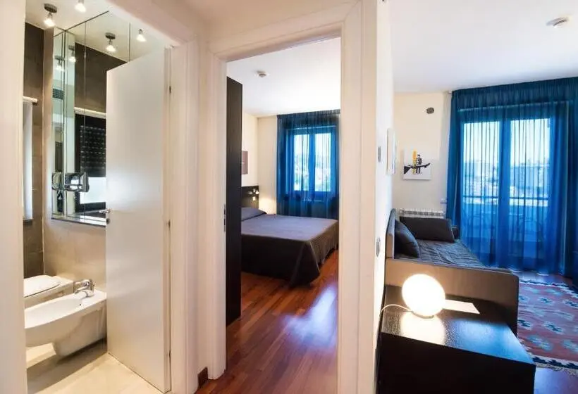 Deluxe Kolmen Hengen Huone, Residence Acqua Del Conte