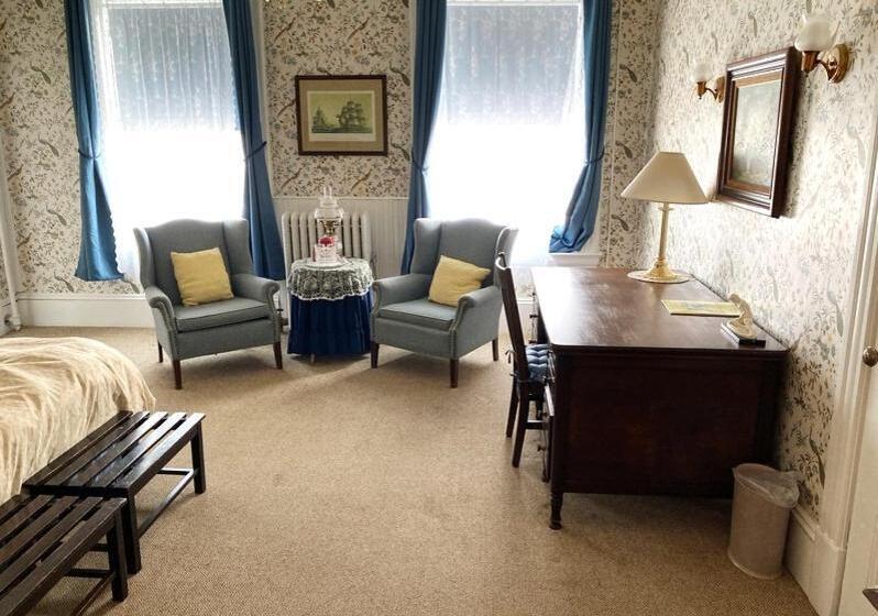 带大床的豪华间, The Brandon Inn