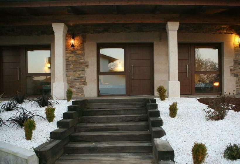 标准三人间, Casa Barbadelo