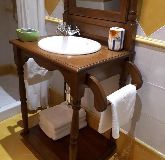 标准单人间, Posada La Vieja Escuela