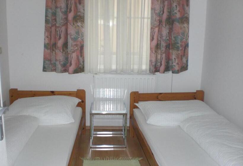 סוויטה, Privatzimmer Familie Wagner